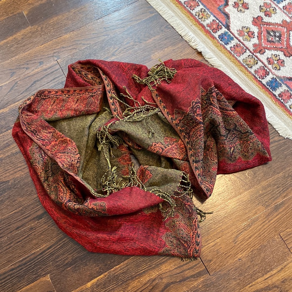 Red and gold scarf